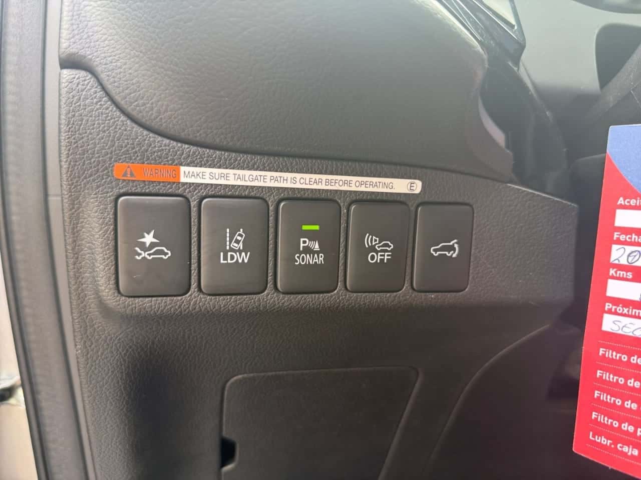 Mitsubishi Outlander 2.4 PHEV Kaiteki Auto 4WD — foto 26 de 29