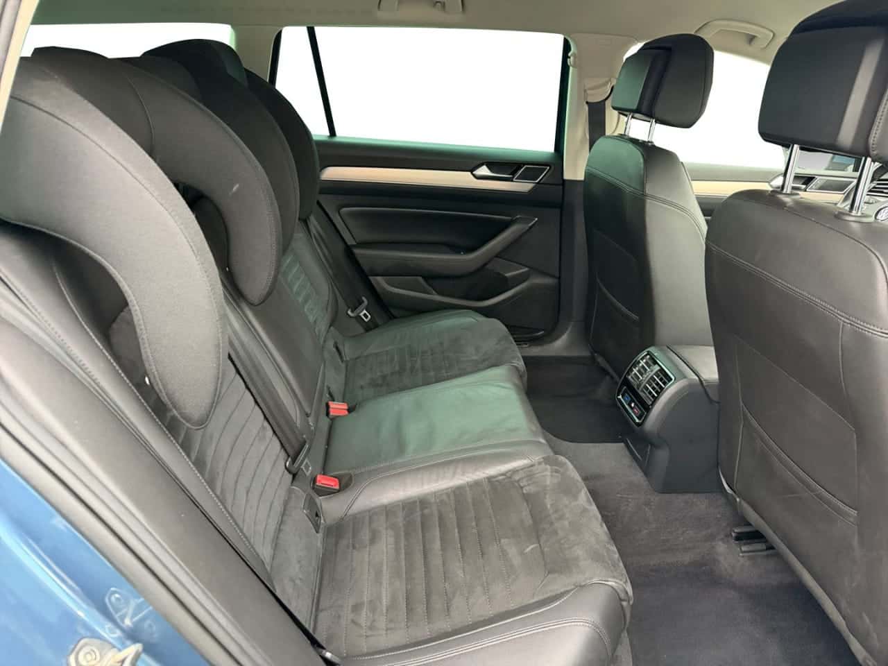 Volkswagen Passat Advance 1.5 TSI 110 kW 150 CV Variant — foto 15 de 21