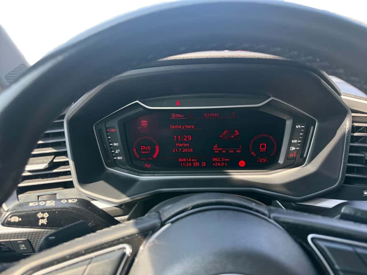 Audi A1 Sportback Adrenalin Black ed 30 TFSI 81 kW — foto 14 de 24