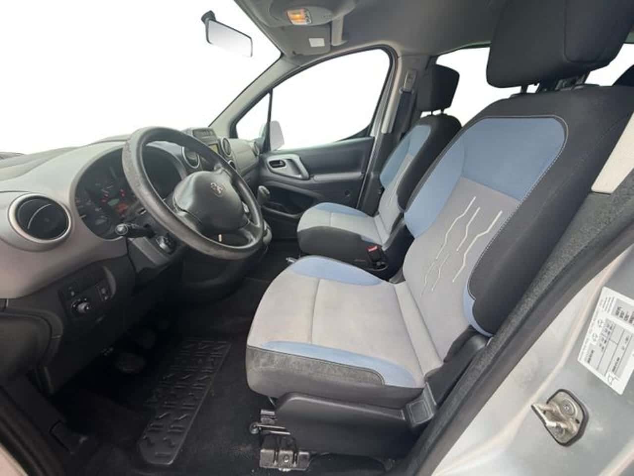 Peugeot Partner Tepee Outdoor 1.6 BlueHDi 100 — foto 10 de 20