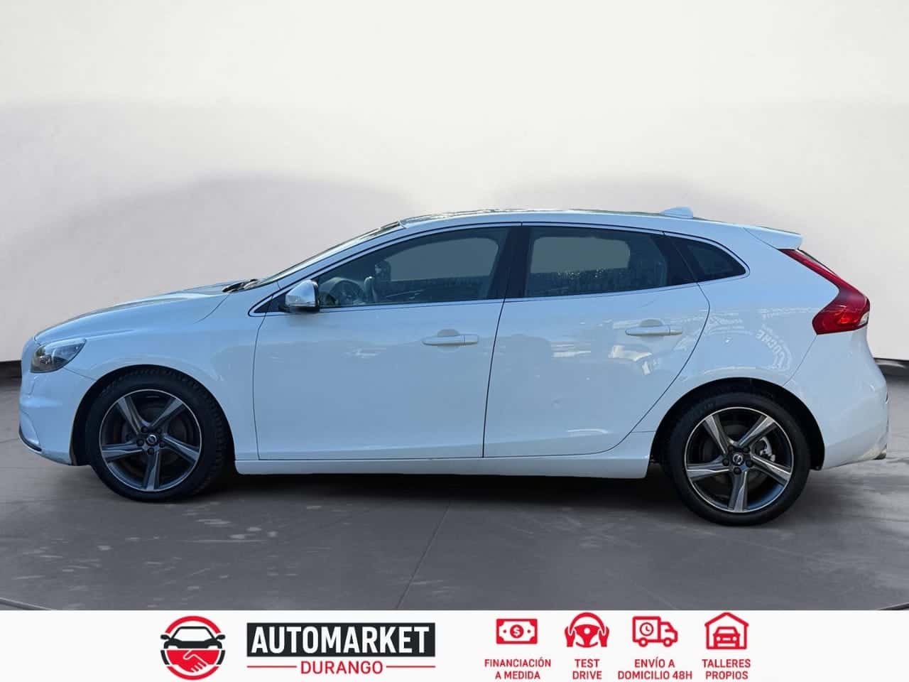 Volvo V40 1.6 D2 RDesign Momentum — foto 2 de 24