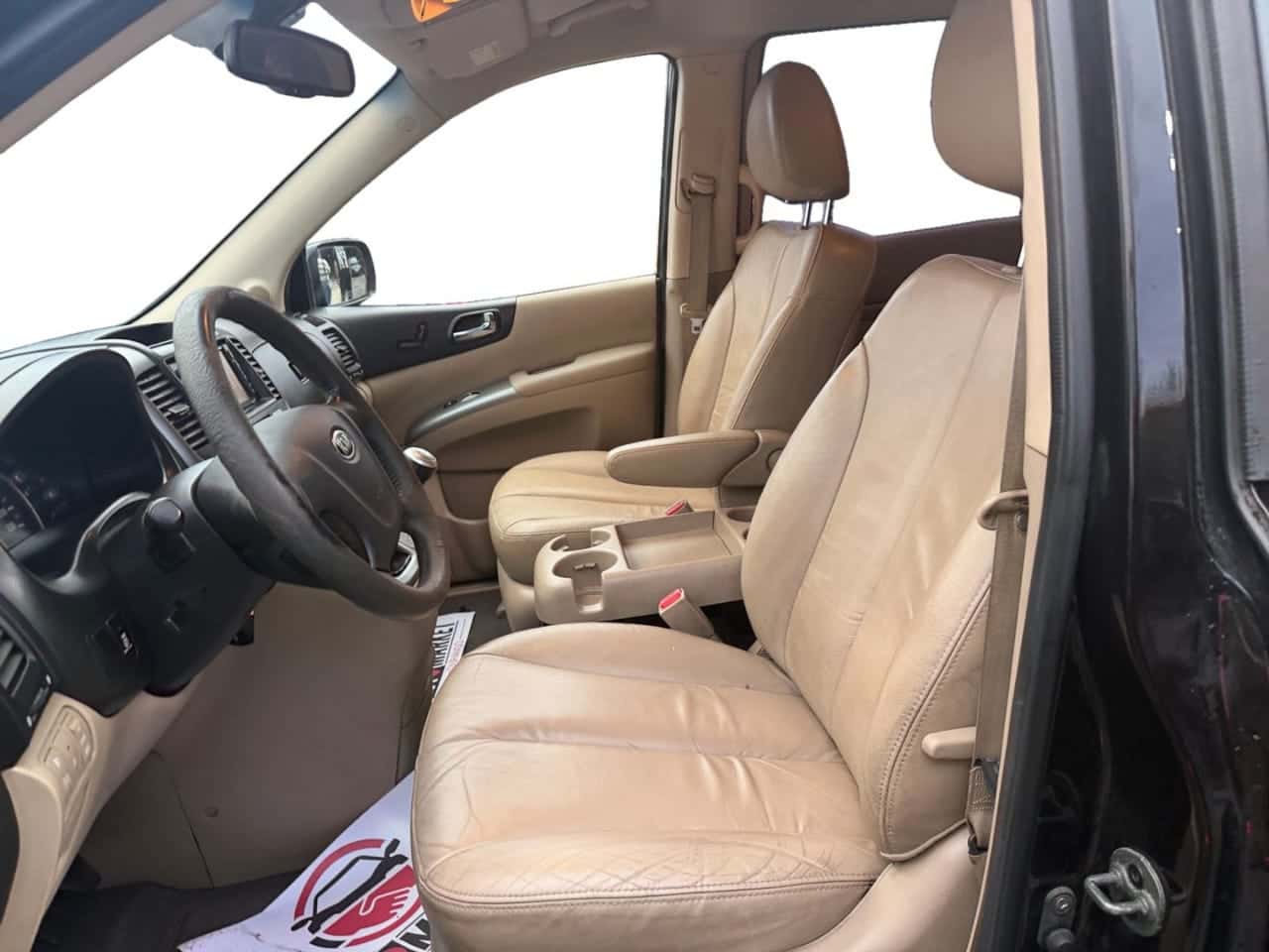 Kia Carnival 2.9 CRDi VGT Emotion — foto 10 de 18