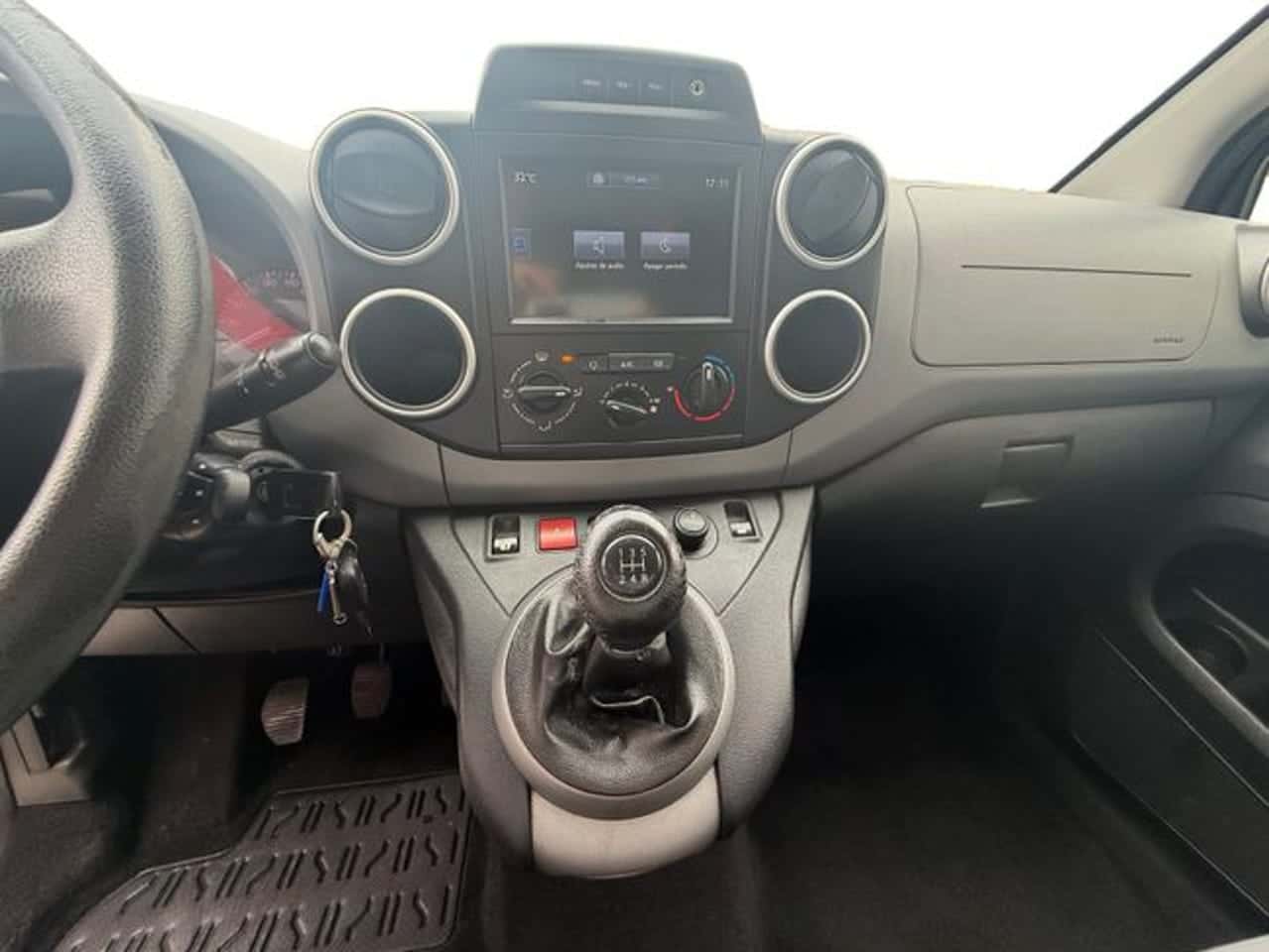 Peugeot Partner Tepee Outdoor 1.6 BlueHDi 100 — foto 15 de 20