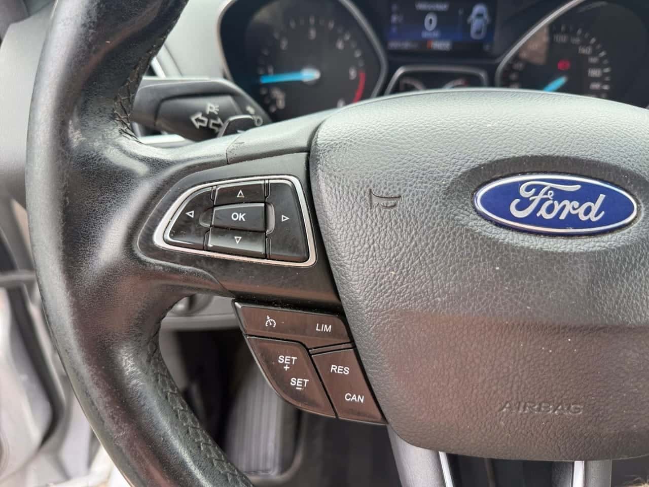 Ford Kuga 2.0 TDCi 110 kW 4x4 ASS Titanium Powers. — foto 22 de 25