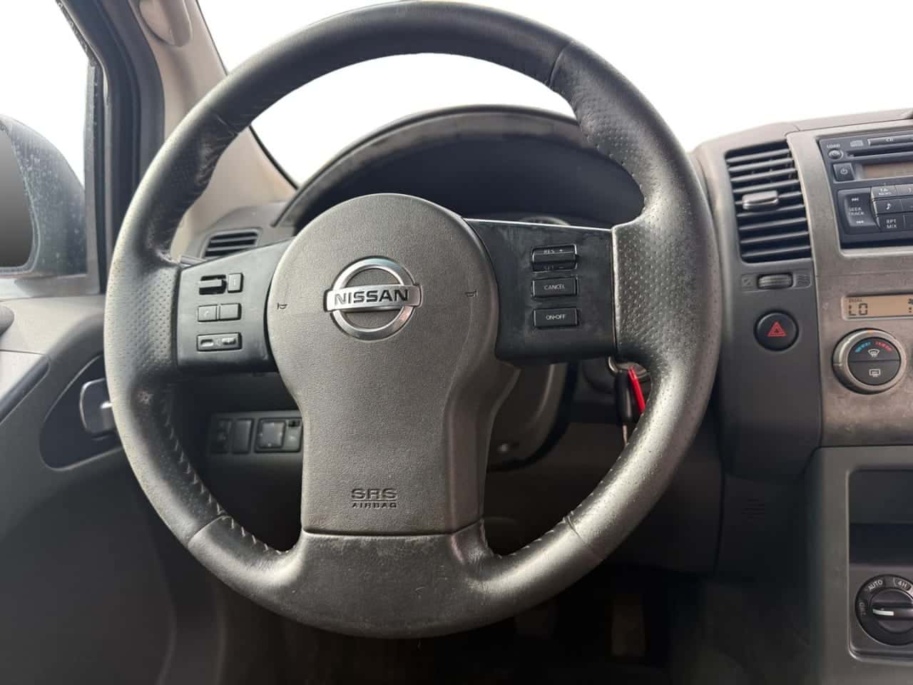 Nissan Pathfinder 2.5 dCi 171 CV SE 7 plazas — foto 16 de 23