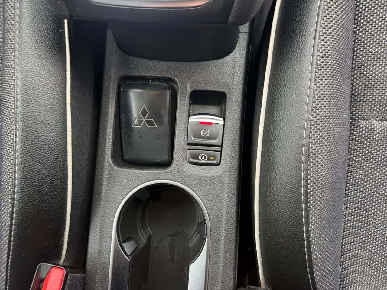 Mitsubishi ASX 130T MHEV Kaiteki — foto 24 de 25