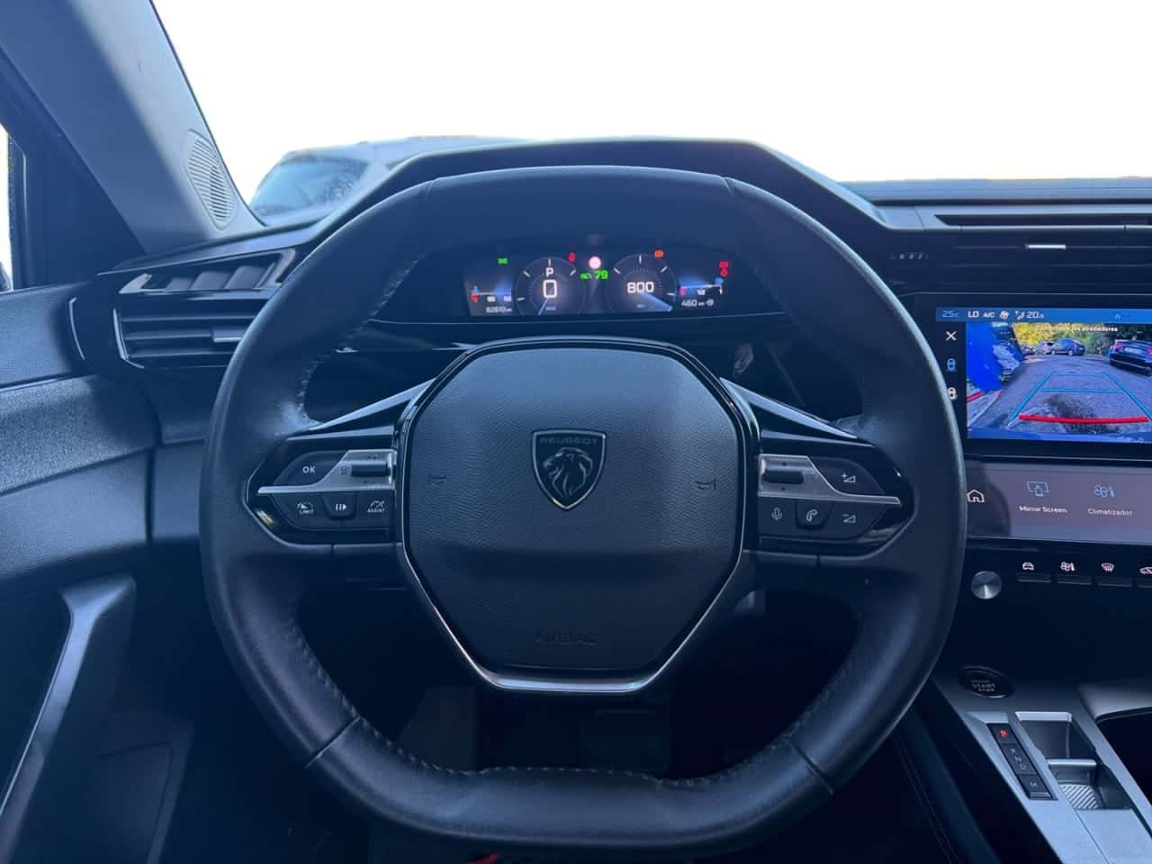 Peugeot 308 SW Allure BlueHDi 130 SS EAT8 — foto 13 de 24